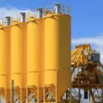 شرکت صنعتی یسکمی پوشش مخازن در چناران شهرک صنعتی چناران